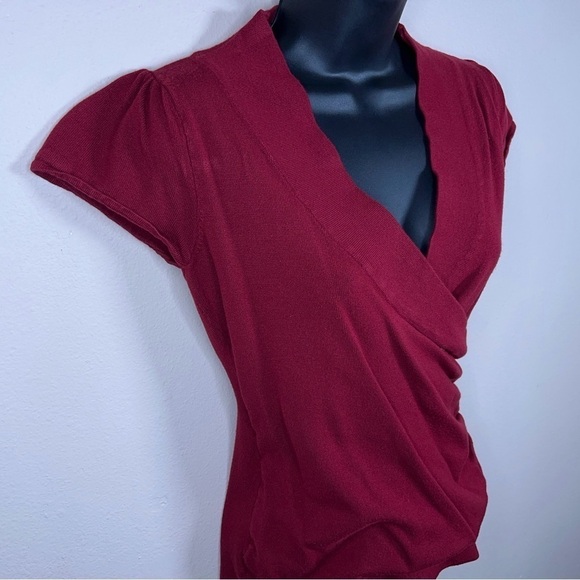FITTED MAURICES RED KNIT TOP RETRO PINUP STRETCH MEDIUM VNECK - Picture 3 of 9